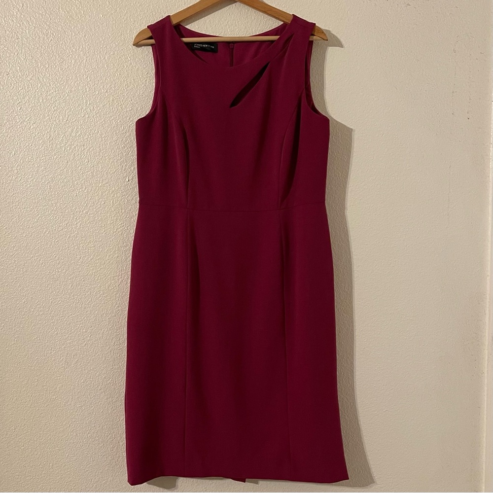 Jones New York Women’s Dress size 12 Sleeveless Midi Dress